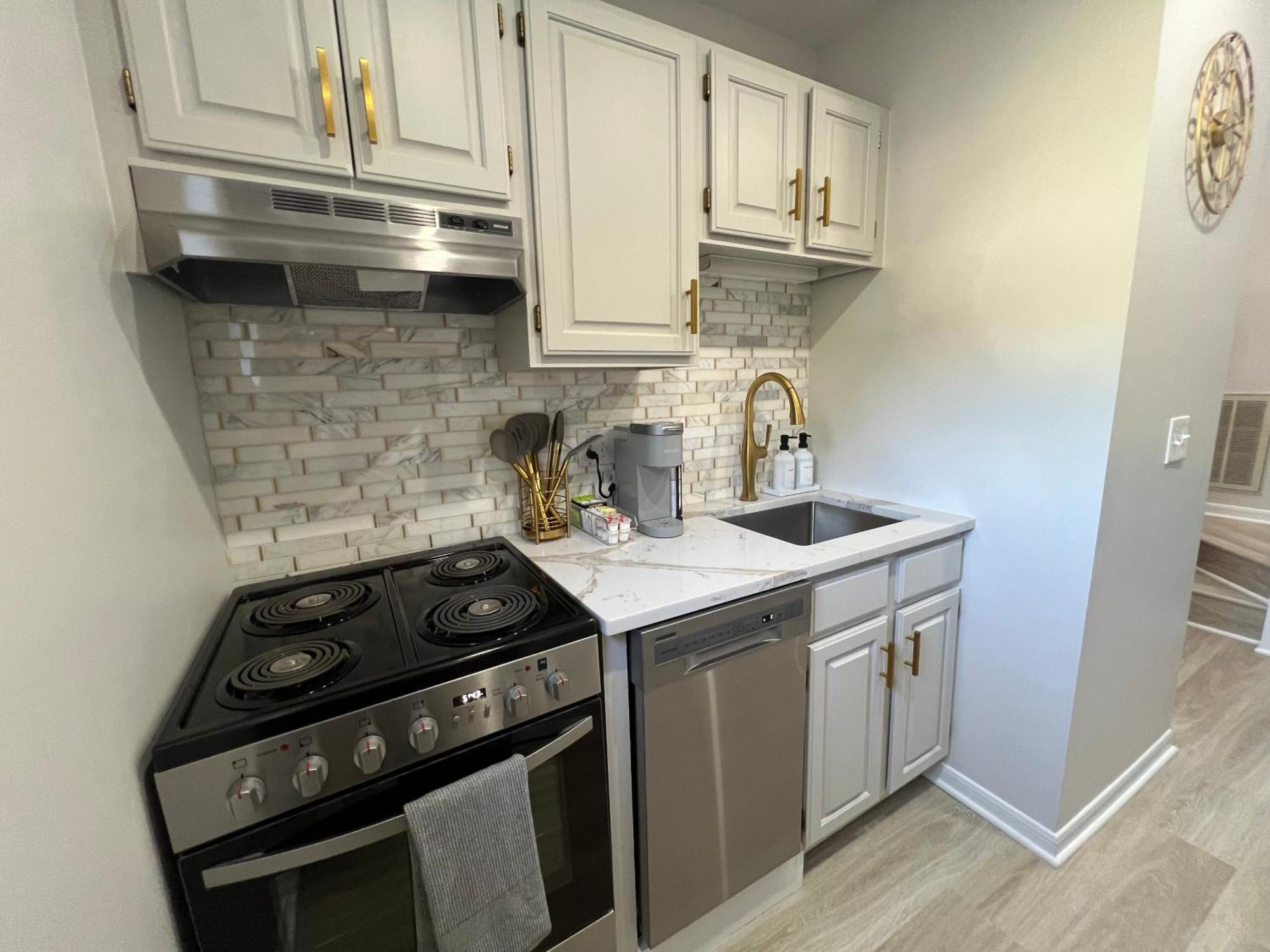 Apartment Newly Renovated Loft At With Amenities, 3 Minutes To Mohegan *